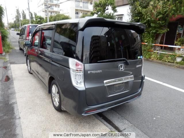 honda stepwagon 2010 -HONDA--Stepwgn RK5--1031871---HONDA--Stepwgn RK5--1031871- image 2