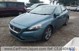 volvo v40 2013 -VOLVO--Volvo V40 DBA-MB4164T--YV1MV485BD2024616---VOLVO--Volvo V40 DBA-MB4164T--YV1MV485BD2024616-