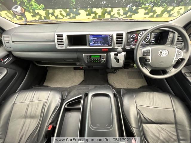 toyota hiace-wagon 2024 CFJ1792163 image 2
