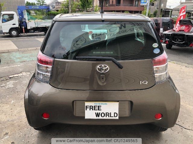 toyota iq 2010 -TOYOTA--iQ KGJ10--6018706---TOYOTA--iQ KGJ10--6018706- image 2