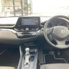 toyota c-hr 2017 quick_quick_DAA-ZYX10_ZYX10-2098720 image 4