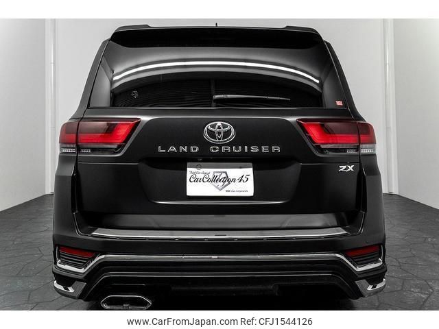 toyota land-cruiser 2023 CFJ1544126 image 2