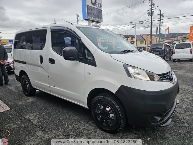 nissan nv200-vanette-van 2023 CFJ1822280 image 1