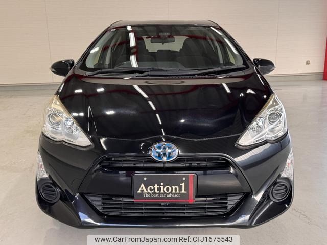 toyota aqua 2015 CFJ1675543 image 2