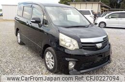 toyota noah 2012 -TOYOTA--Noah DBA-ZRR75W--ZRR75-0092447---TOYOTA--Noah DBA-ZRR75W--ZRR75-0092447-