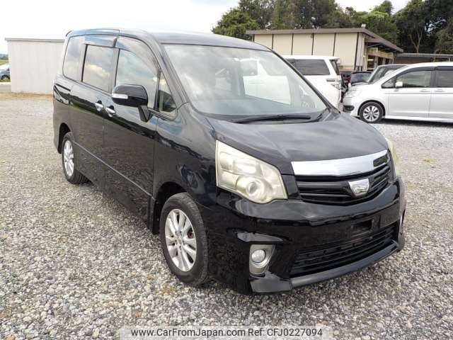 toyota noah 2012 -TOYOTA--Noah DBA-ZRR75W--ZRR75-0092447---TOYOTA--Noah DBA-ZRR75W--ZRR75-0092447- image 1