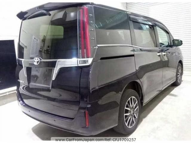 toyota esquire 2021 CFJ1709257 image 2