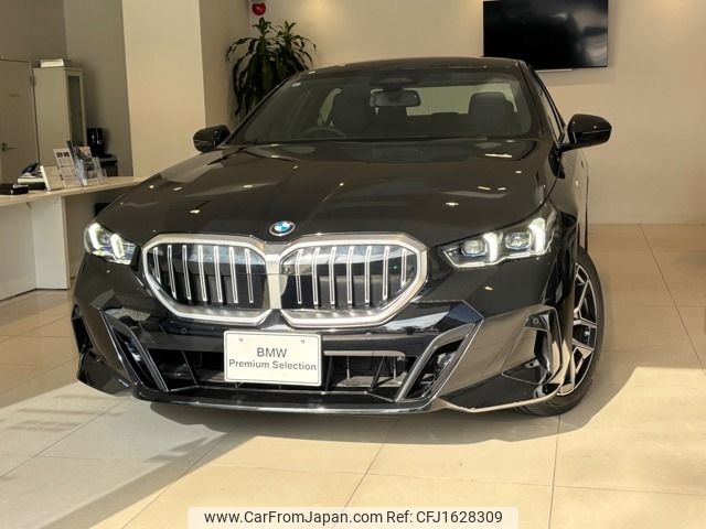 bmw 5-series 2024 CFJ1628309 image 1