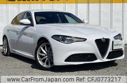 alfa-romeo giulia 2017 -ALFA ROMEO--Alfa Romeo Giulia ABA-95220--ZAREAEKN8H7563590---ALFA ROMEO--Alfa Romeo Giulia ABA-95220--ZAREAEKN8H7563590-