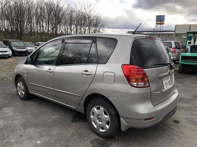toyota corolla-spacio 2005 769235-180408124043 image 2