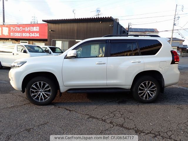 toyota land-cruiser-prado 2020 25520716 image 2