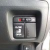 honda n-box 2015 -HONDA--N BOX DBA-JF1--JF1-1811342---HONDA--N BOX DBA-JF1--JF1-1811342- image 33