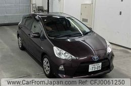 toyota aqua 2014 -TOYOTA 【多摩 504ツ7305】--AQUA NHP10-2381821---TOYOTA 【多摩 504ツ7305】--AQUA NHP10-2381821-