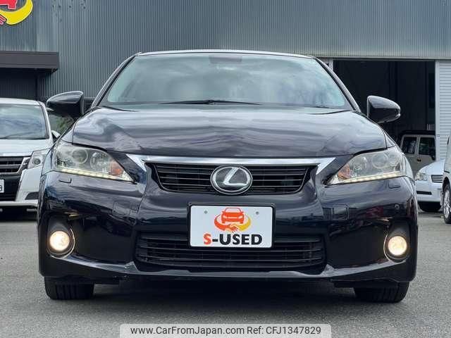 lexus ct 2011 quick_quick_DAA-ZWA10_ZWA10-2009000 image 2