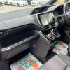 toyota voxy 2017 GOO_JP_700055065930250602002 image 41