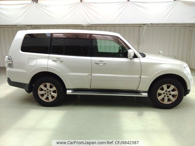 mitsubishi pajero 2009 ENHANCEAUTO_1_ea283418 image 2