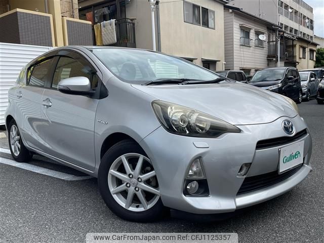toyota aqua 2013 -TOYOTA--AQUA DAA-NHP10--NHP10-6145272---TOYOTA--AQUA DAA-NHP10--NHP10-6145272- image 1