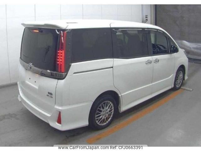 toyota noah 2021 quick_quick_6AA-ZWR80W_0524284 image 2