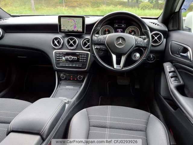 mercedes-benz a-class 2015 quick_quick_176042_WDD1760422V043741 image 2