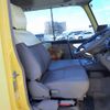 hino liesse-ii 2013 23352905 image 18