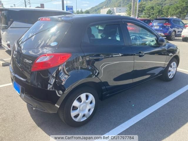 mazda demio 2010 CFJ1797784 image 2