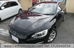 volvo v60 2015 CFJ0640054