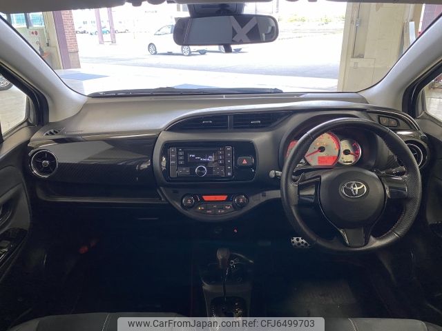 toyota vitz 2016 -TOYOTA--Vitz DBA-NCP131--NCP131-2027702---TOYOTA--Vitz DBA-NCP131--NCP131-2027702- image 2