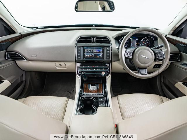 jaguar xe 2015 quick_quick_JA2GA_SAJAB4AG9GA923651 image 2