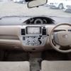 toyota raum 2005 N2024120385F-10 image 11