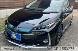toyota prius-phv 2017 CFJ1553275