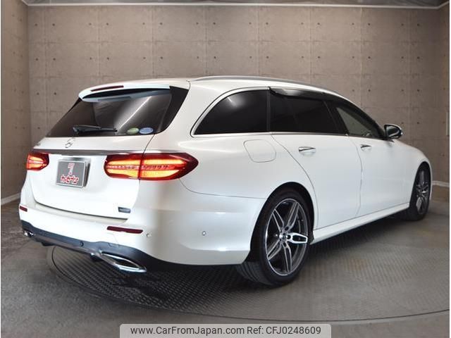 mercedes-benz e-class-station-wagon 2017 quick_quick_213245C_WDD2132452A244123 image 2