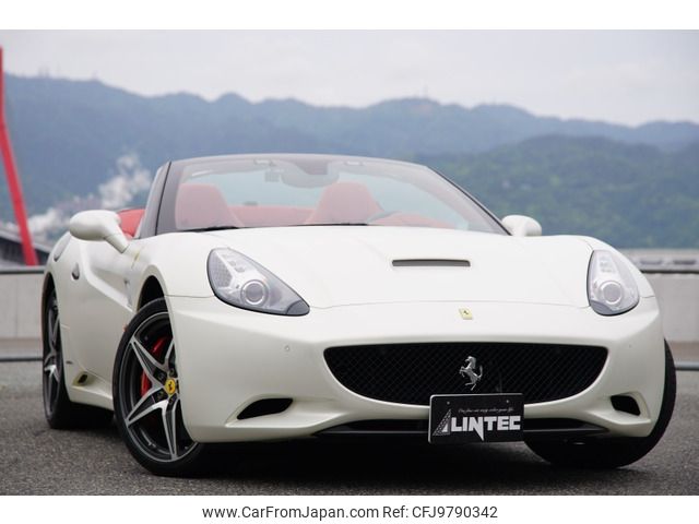 ferrari california 2013 -FERRARI--Ferrari California ABA-F149S--ZFFTJ65J000193590---FERRARI--Ferrari California ABA-F149S--ZFFTJ65J000193590- image 2