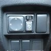 nissan juke 2010 646828-Y2025050362F-12 image 17