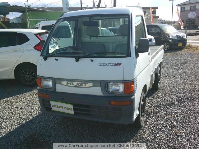 daihatsu hijet-truck 1996 e665aedd5e15fa194247b9f381ff6d47 image 1