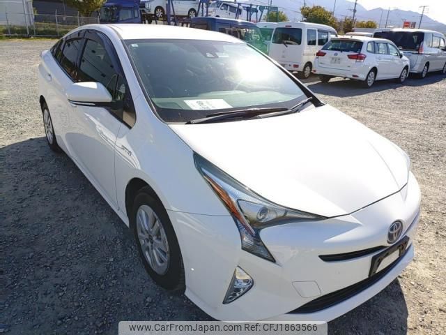 toyota prius 2018 CFJ1863566 image 2
