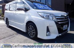 toyota noah 2014 -TOYOTA--Noah ZRR80W--0067268---TOYOTA--Noah ZRR80W--0067268-