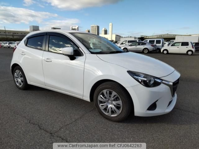 mazda demio 2018 quick_quick_DBA-DJ3FS_DJ3FS-520609 image 2