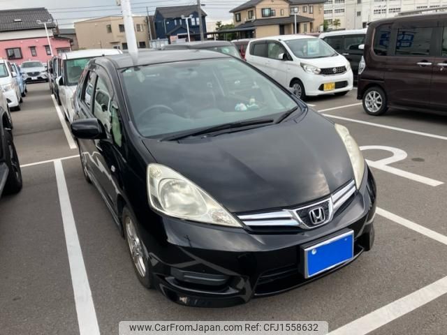 honda fit-shuttle 2011 CFJ1558632 image 1
