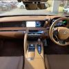 lexus lc 2017 CFJ1751781 image 2