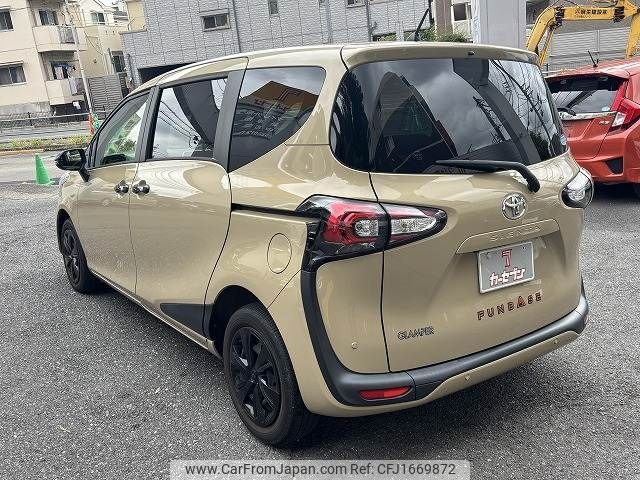 toyota sienta 2021 CFJ1669872 image 2