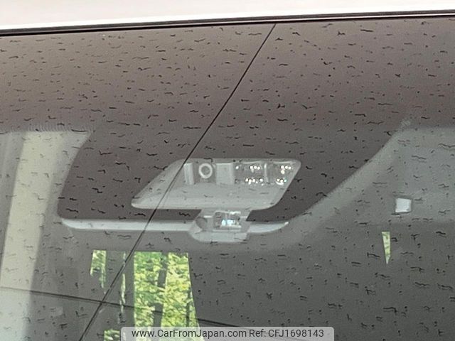 mitsubishi delica-d5 2024 CFJ1698143 image 2