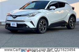 toyota c-hr 2017 CFJ1623494