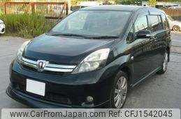 toyota isis 2013 CFJ1542045