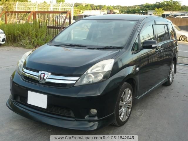 toyota isis 2013 CFJ1542045 image 1