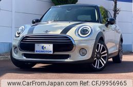 mini mini-others 2018 quick_quick_DBA-XU15M_WMWXU72070TN31801