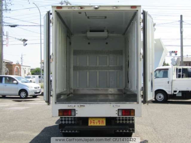 isuzu elf-truck 2018 CFJ1410432 image 2