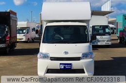 toyota townace-truck 2022 GOO_JP_700040229130250321001