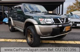 nissan safari 1998 CFJ1901396