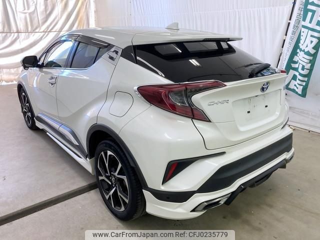 toyota c-hr 2019 quick_quick_DAA-ZYX10_ZYX10-2165725 image 2