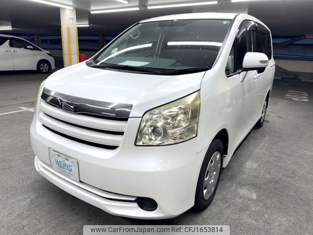 toyota noah 2009 CFJ1653814 image 1